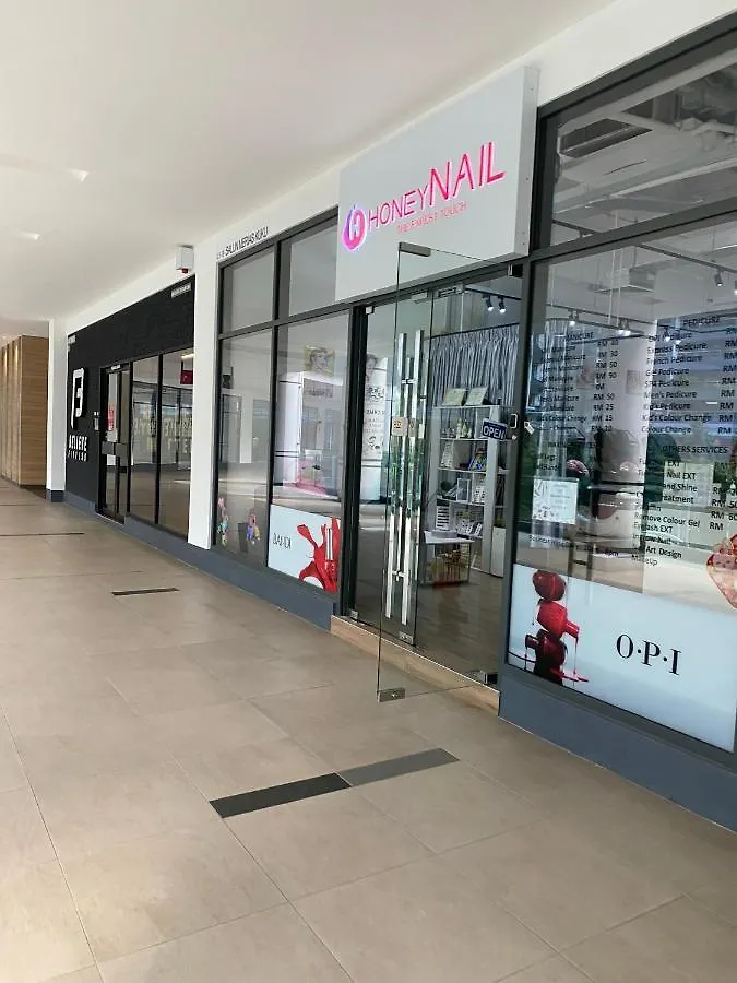 7Pax Kepong Desapark Publika Montkiara 100Mbps Apartment Kuala Lumpur 0*,  Malaysia